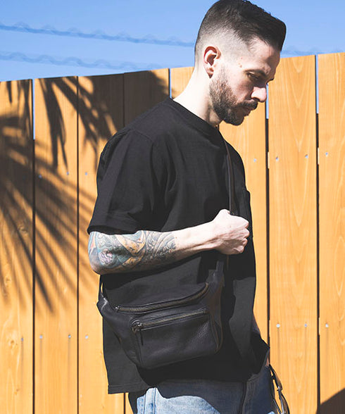 MR.OLIVE E.O.I / WATER PROOF WASHABLE LEATHER / BODY SHOULDER BAG/ウォータープルーフウォッシャブルレザー/ボディーショルダーバッグ